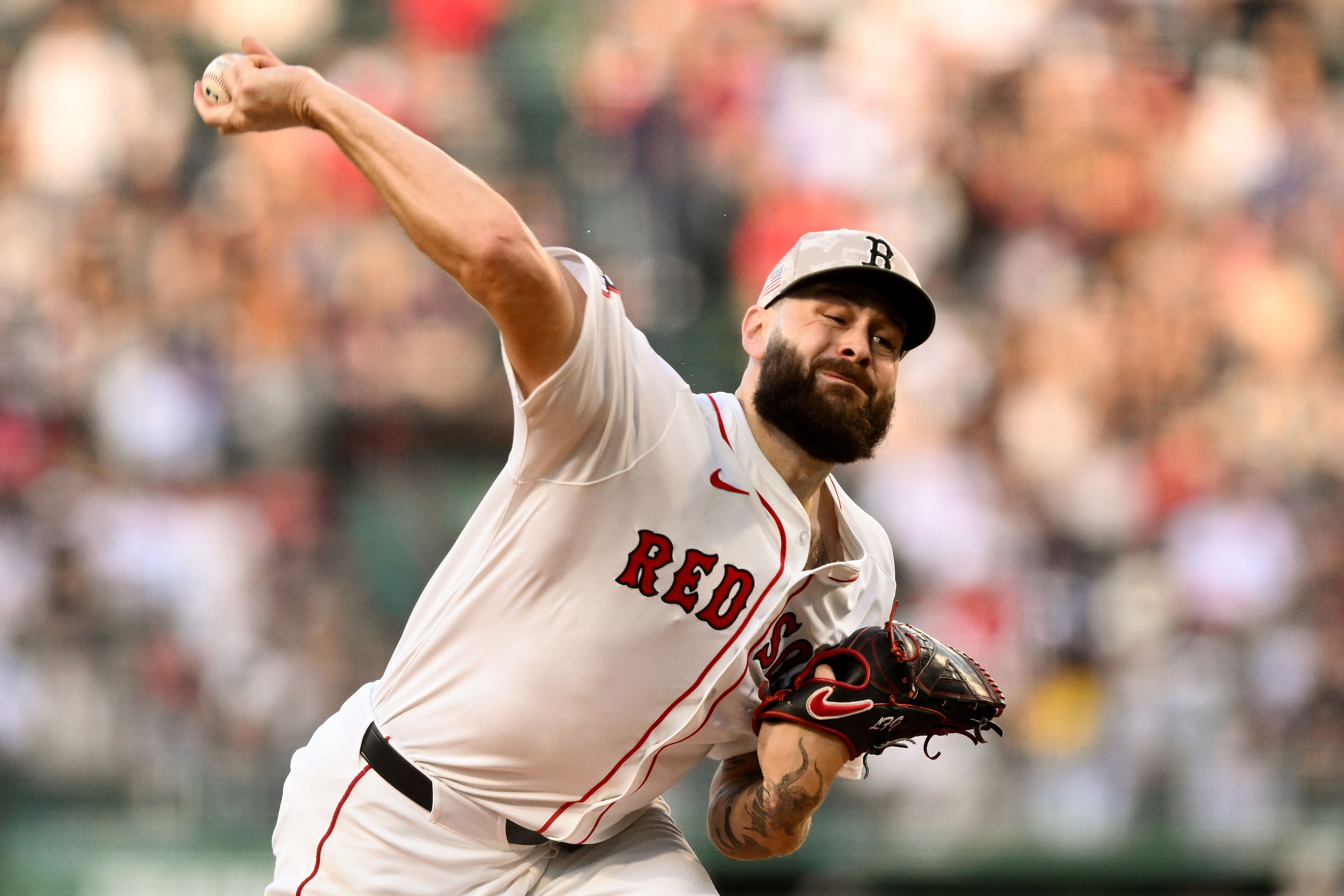 Lucas Giolito is pitching today - Source: Imagn